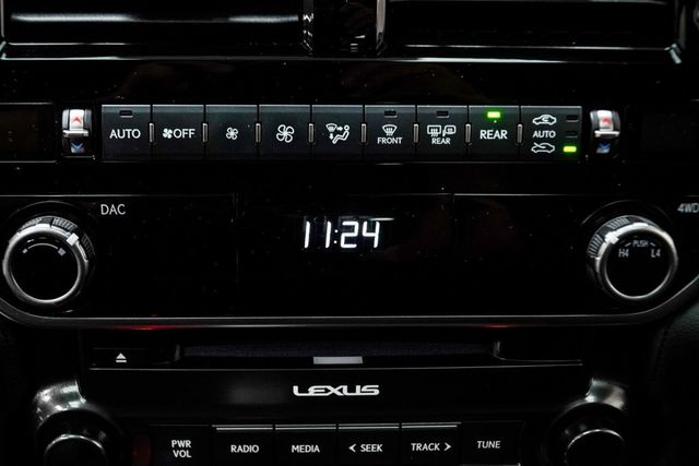 2023 Lexus GX GX 460 Premium 4WD - 22934777 - 21