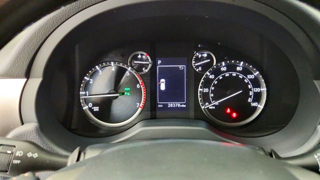 2023 Lexus GX GX 460 Premium 4WD w/Heated Wood & Leather Steering Wheel - 23091354 - 14