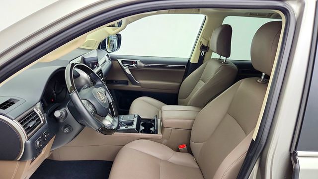 2023 Lexus GX GX 460 Premium 4WD w/Heated Wood & Leather Steering Wheel - 23091354 - 19