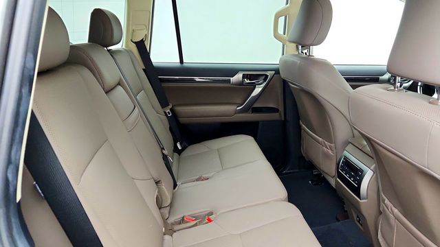 2023 Lexus GX GX 460 Premium 4WD w/Heated Wood & Leather Steering Wheel - 23091354 - 22