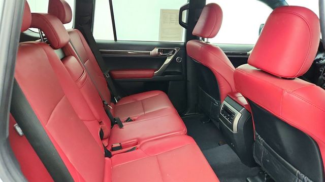 2023 Lexus GX GX 460 Premium 4WD with Plus Package, Tow Hitch & Heated SW - 22984988 - 23