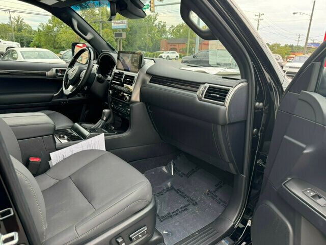 2023 Lexus GX LocalTrade/PremiumPlus/SportDesign/2ndRowCaptains/360Cam - 22577522 - 17