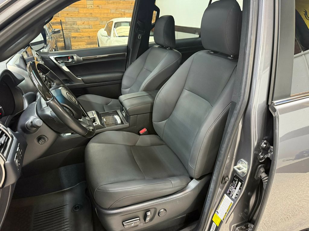 2023 Lexus GX Premium Plus Pkg/Heated&Cooled Seats/Mark Levinson Audio/Sunroof - 23058716 - 19