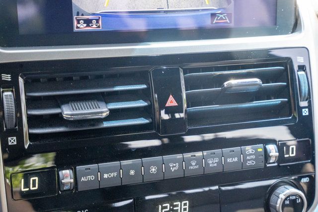 2023 Lexus GX PremiumPlus/SportDesignPkg/2ndRowCaptains/Heated&CooledSeats - 23032055 - 27