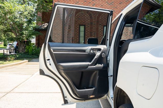 2023 Lexus GX PremiumPlus/SportDesignPkg/2ndRowCaptains/Heated&CooledSeats - 23032055 - 46