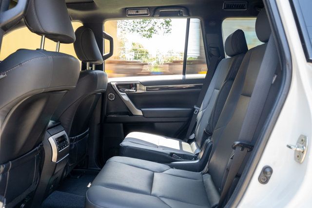 2023 Lexus GX PremiumPlus/SportDesignPkg/2ndRowCaptains/Heated&CooledSeats - 23032055 - 47