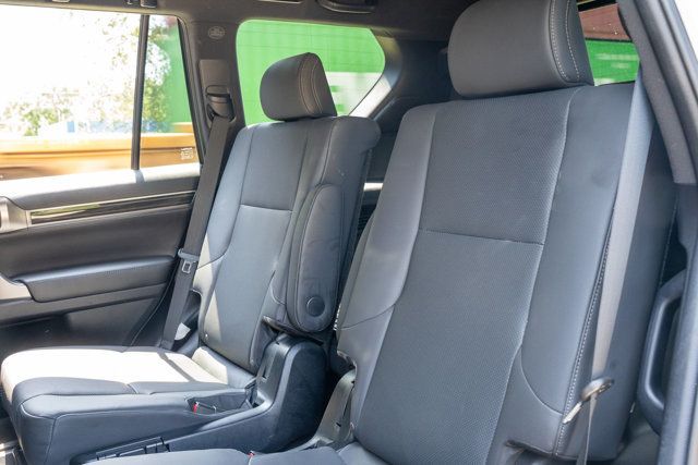 2023 Lexus GX PremiumPlus/SportDesignPkg/2ndRowCaptains/Heated&CooledSeats - 23032055 - 48