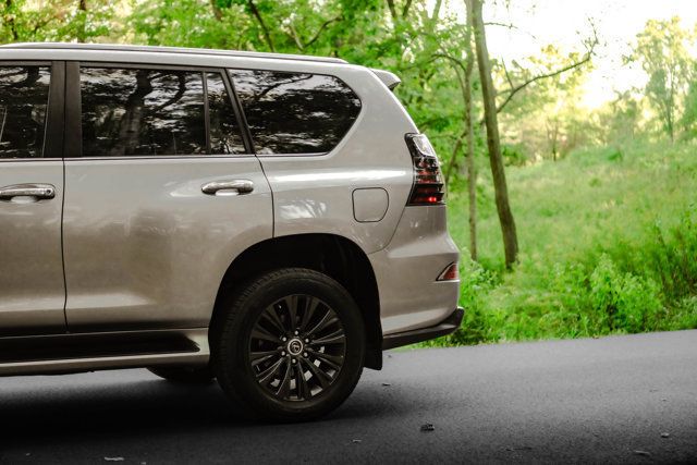 2023 Lexus GX PremiumPlus-SportDesignPkg/2ndRowCaptains/Heated&CooledSeats/NAV - 23082296 - 15