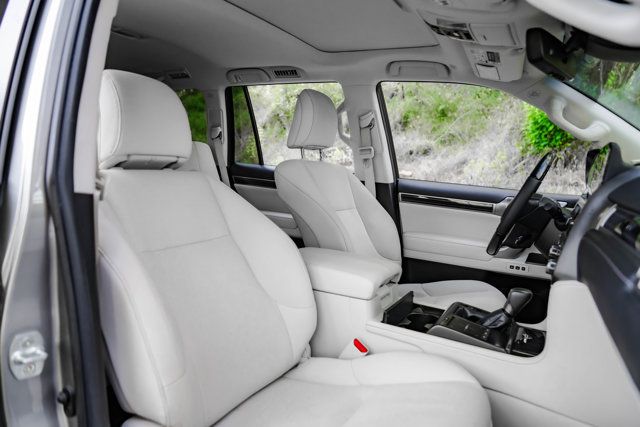 2023 Lexus GX PremiumPlus-SportDesignPkg/2ndRowCaptains/Heated&CooledSeats/NAV - 23082296 - 19