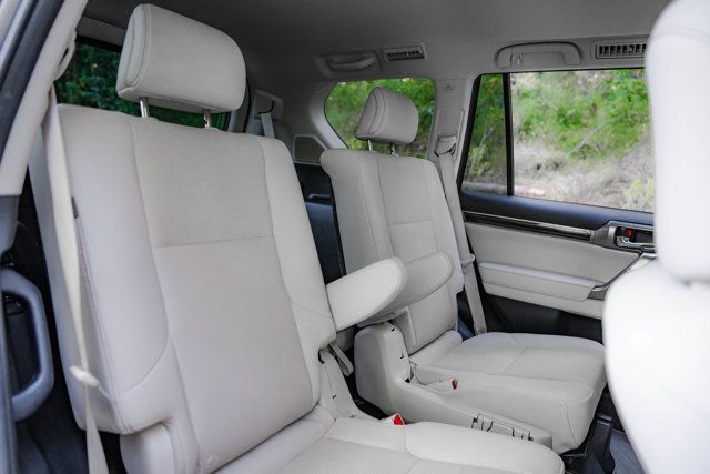 2023 Lexus GX PremiumPlus-SportDesignPkg/2ndRowCaptains/Heated&CooledSeats/NAV - 23082296 - 22