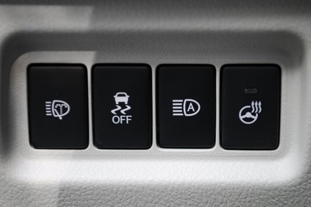 2023 Lexus GX PremiumPlus-SportDesignPkg/2ndRowCaptains/Heated&CooledSeats/NAV - 23082296 - 28
