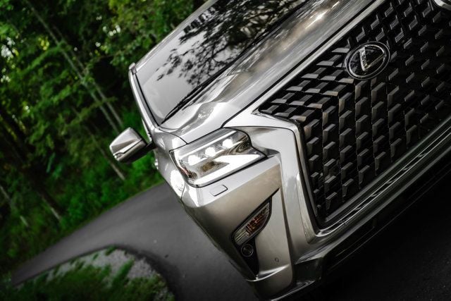 2023 Lexus GX PremiumPlus-SportDesignPkg/2ndRowCaptains/Heated&CooledSeats/NAV - 23082296 - 2