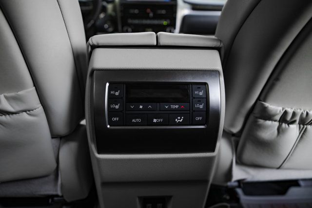 2023 Lexus GX PremiumPlus-SportDesignPkg/2ndRowCaptains/Heated&CooledSeats/NAV - 23082296 - 42