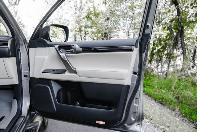 2023 Lexus GX PremiumPlus-SportDesignPkg/2ndRowCaptains/Heated&CooledSeats/NAV - 23082296 - 46
