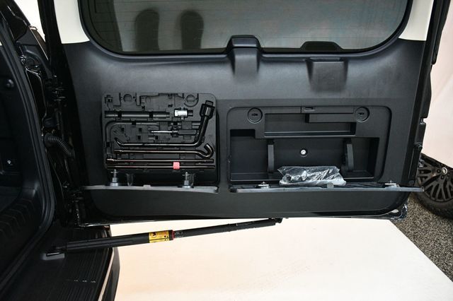 2023 Lexus GX PREMIUM + W/ SPORT DESIGN PKG - 22922723 - 36