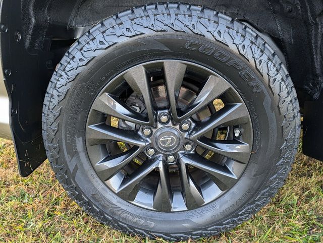 2023 Lexus GX UNMATCHED CLASS!! - 22917976 - 17