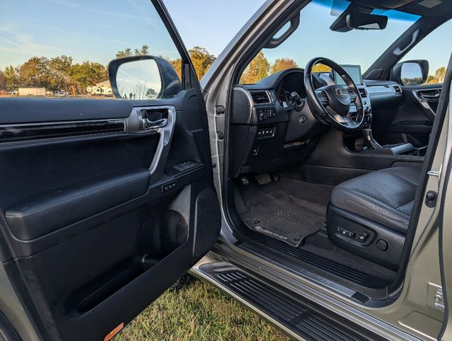 2023 Lexus GX UNMATCHED CLASS!! - 22917976 - 34