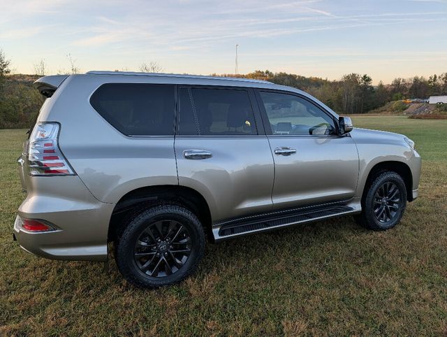 2023 Lexus GX UNMATCHED CLASS!! - 22917976 - 3