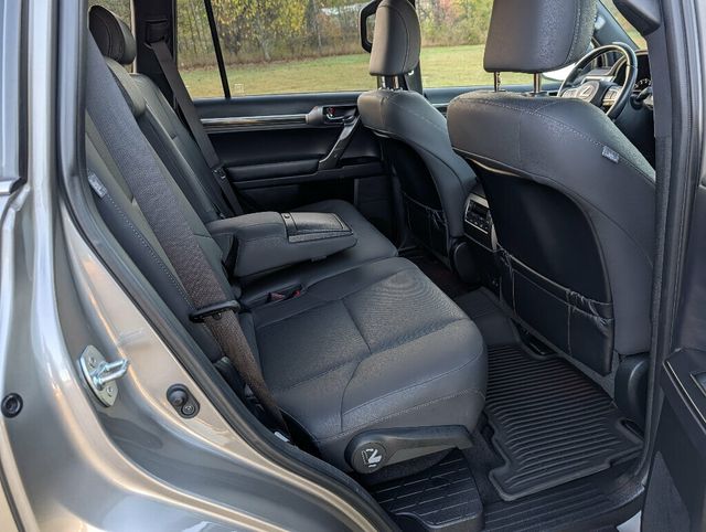 2023 Lexus GX UNMATCHED CLASS!! - 22917976 - 39