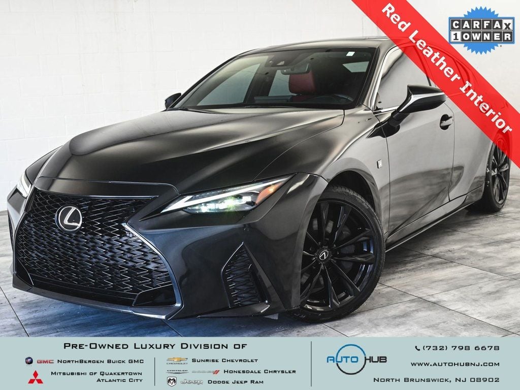 2023 Lexus IS