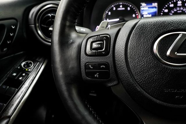 2023 Lexus IS IS 300 RWD - 22981931 - 32
