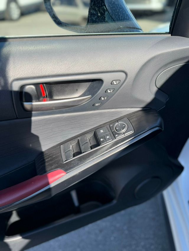 2023 Lexus IS IS 300 RWD - 23040750 - 19
