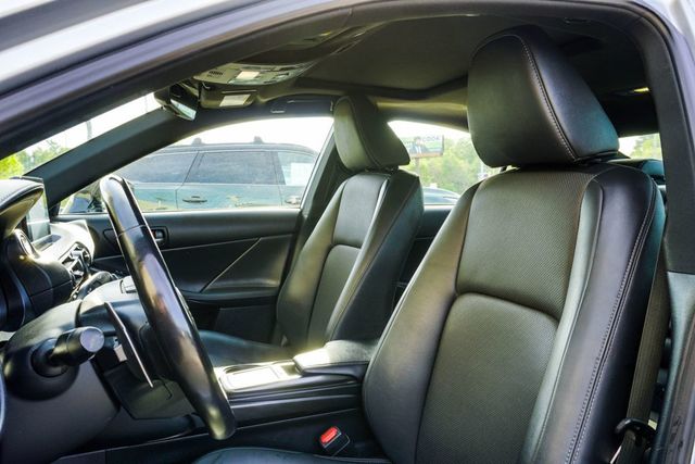 2023 Lexus IS IS 300 RWD - 23001352 - 38