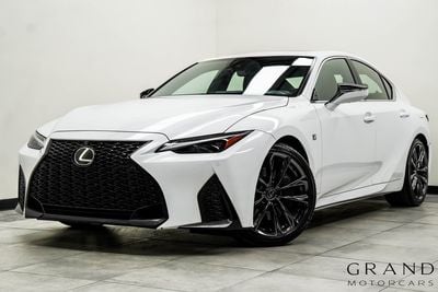 2023 Lexus IS