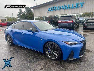 2023 Lexus IS