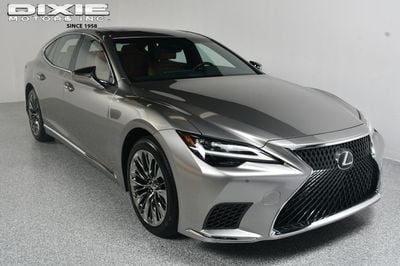 2023 Lexus LS