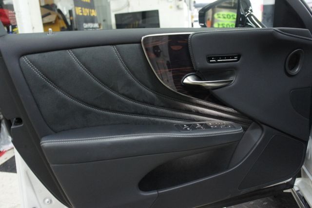 2023 Lexus LS Luxury Pkg, only  6k miles, Immaculate! - 22995446 - 28