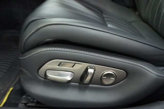 2023 Lexus LS Luxury Pkg, only  6k miles, Immaculate! - 22995446 - 29