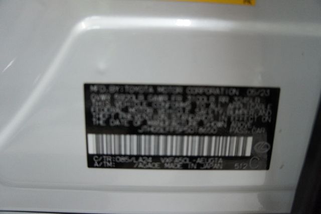 2023 Lexus LS Luxury Pkg, only  6k miles, Immaculate! - 22995446 - 30