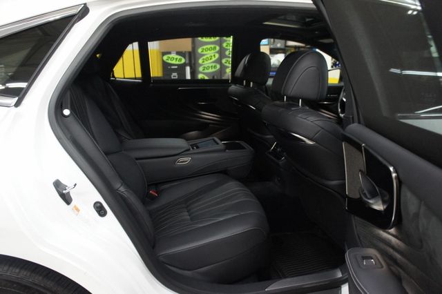 2023 Lexus LS Luxury Pkg, only  6k miles, Immaculate! - 22995446 - 55