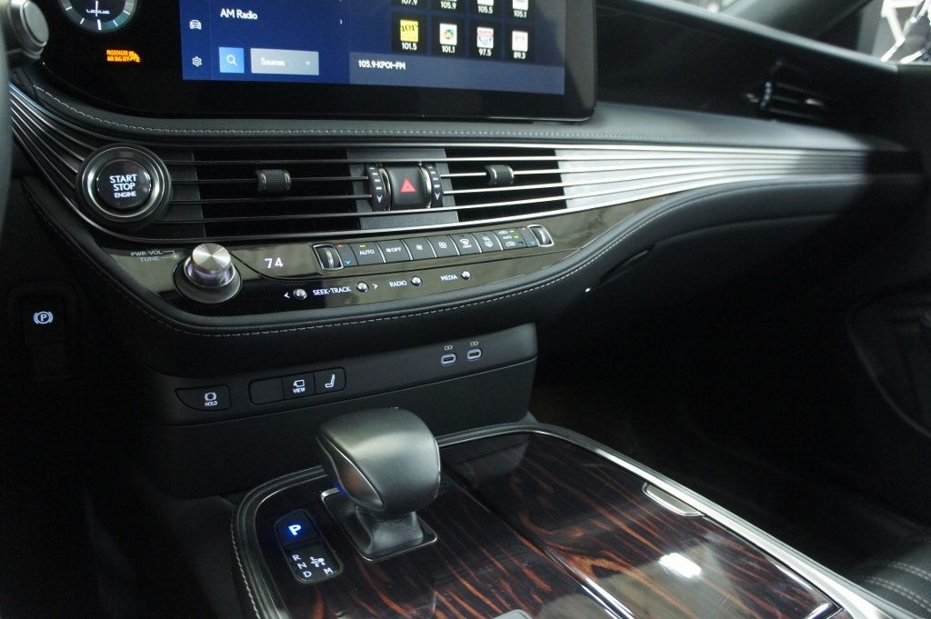 2023 Lexus LS Luxury Pkg, only  6k miles, Immaculate! - 22995446 - 7