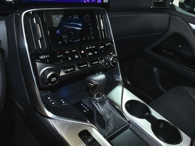 2023 Lexus LX 600 F SPORT - 23081857 - 44