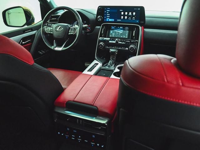 2023 Lexus LX 600 F SPORT - 23020682 - 34
