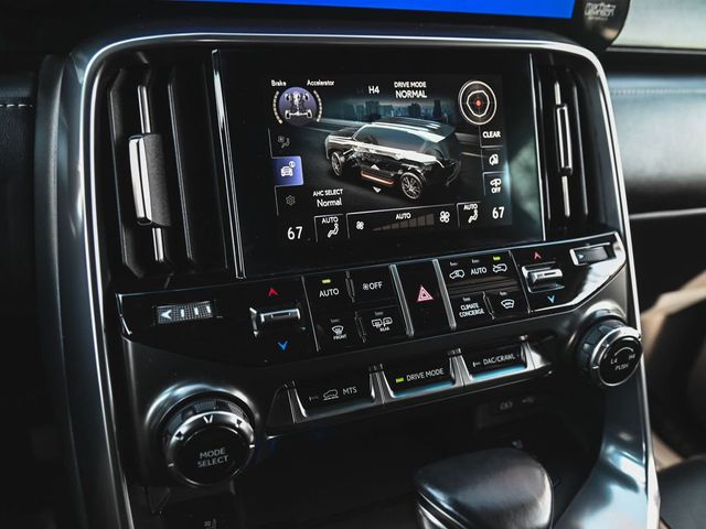 2023 Lexus LX 600 Ultra Luxury - 23008267 - 18