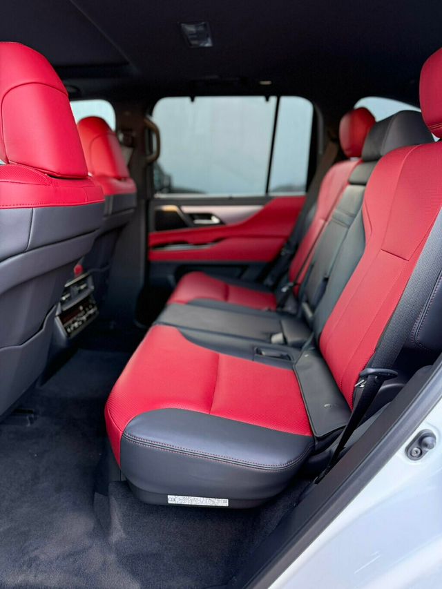 2023 Lexus LX LX 600 F SPORT 4WD - 22942342 - 7