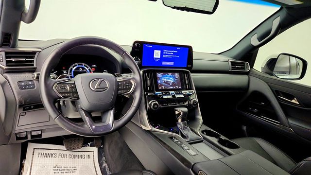 2023 Lexus LX LX 600 Premium 4WD w/ Mark Levinson Audio & Interior Upgrade Pkg - 23033250 - 12