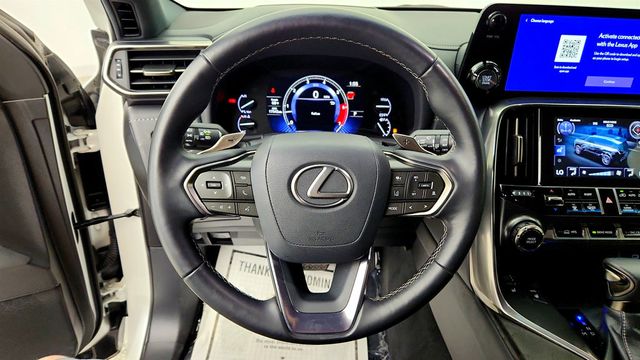 2023 Lexus LX LX 600 Premium 4WD w/ Mark Levinson Audio & Interior Upgrade Pkg - 23033250 - 13