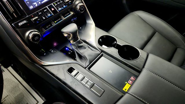 2023 Lexus LX LX 600 Premium 4WD w/ Mark Levinson Audio & Interior Upgrade Pkg - 23033250 - 16
