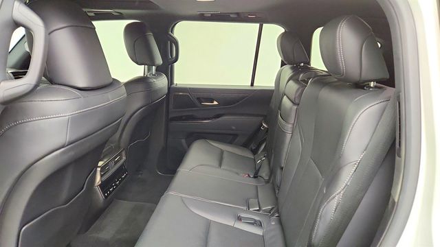 2023 Lexus LX LX 600 Premium 4WD w/ Mark Levinson Audio & Interior Upgrade Pkg - 23033250 - 20