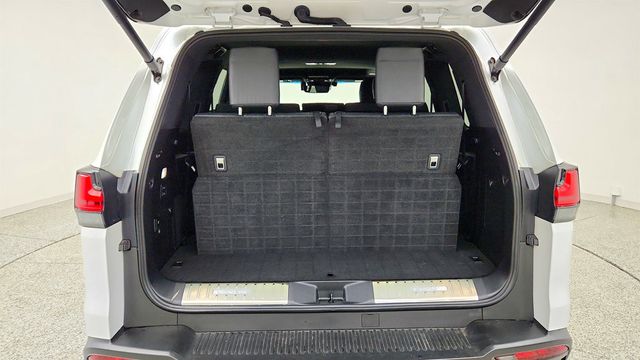 2023 Lexus LX LX 600 Premium 4WD w/ Mark Levinson Audio & Interior Upgrade Pkg - 23033250 - 21