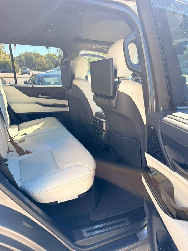 2023 Lexus LX MSRP$112280/Luxury/ActiveHeightControl/RearSeatEntertainment/NAV - 22930059 - 15