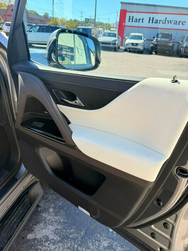 2023 Lexus LX MSRP$112280/Luxury/ActiveHeightControl/RearSeatEntertainment/NAV - 22930059 - 20