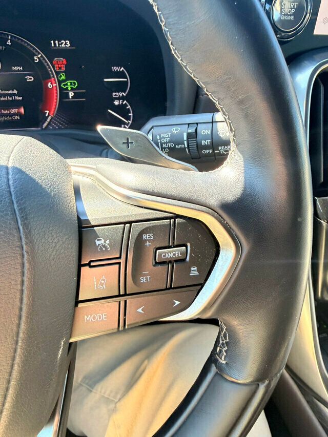 2023 Lexus LX MSRP$112280/Luxury/ActiveHeightControl/RearSeatEntertainment/NAV - 22930059 - 23