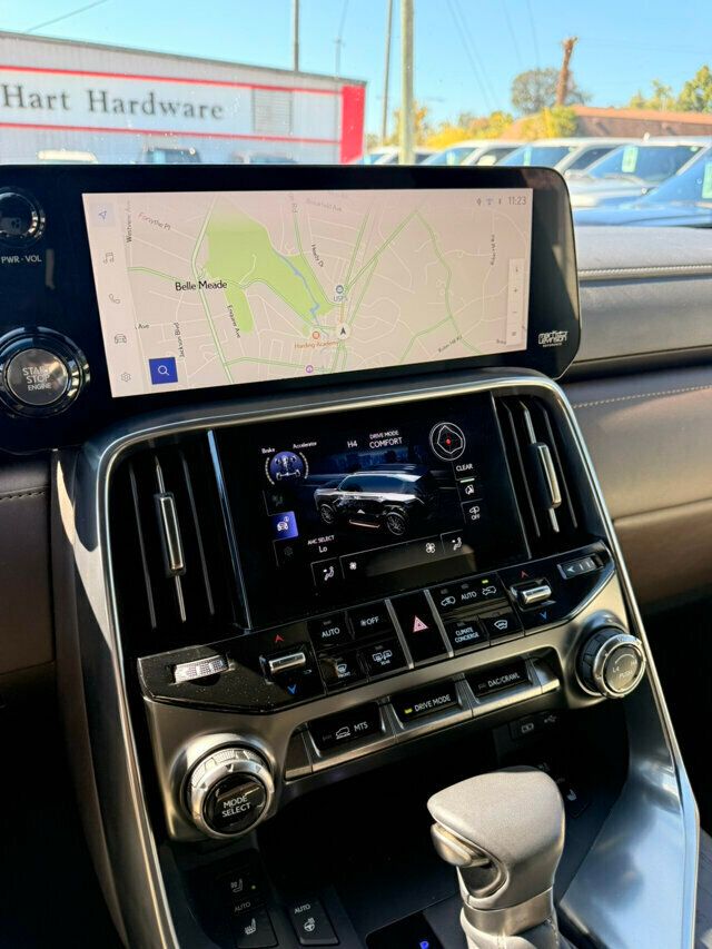 2023 Lexus LX MSRP$112280/Luxury/ActiveHeightControl/RearSeatEntertainment/NAV - 22930059 - 25
