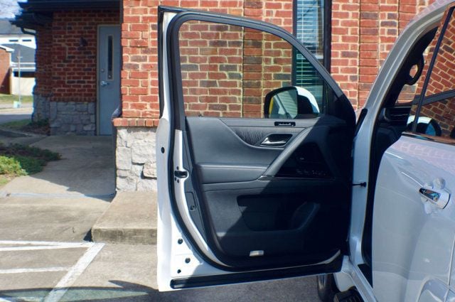 2023 Lexus LX Premium Pkg/Heated&Cooled Front-Rear Seats/Blind Spot/NAV/360Cam - 22985532 - 15