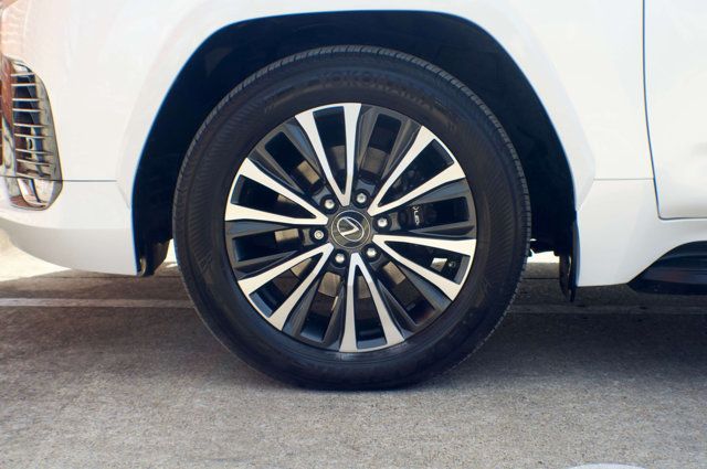 2023 Lexus LX Premium Pkg/Heated&Cooled Front-Rear Seats/Blind Spot/NAV/360Cam - 22985532 - 46